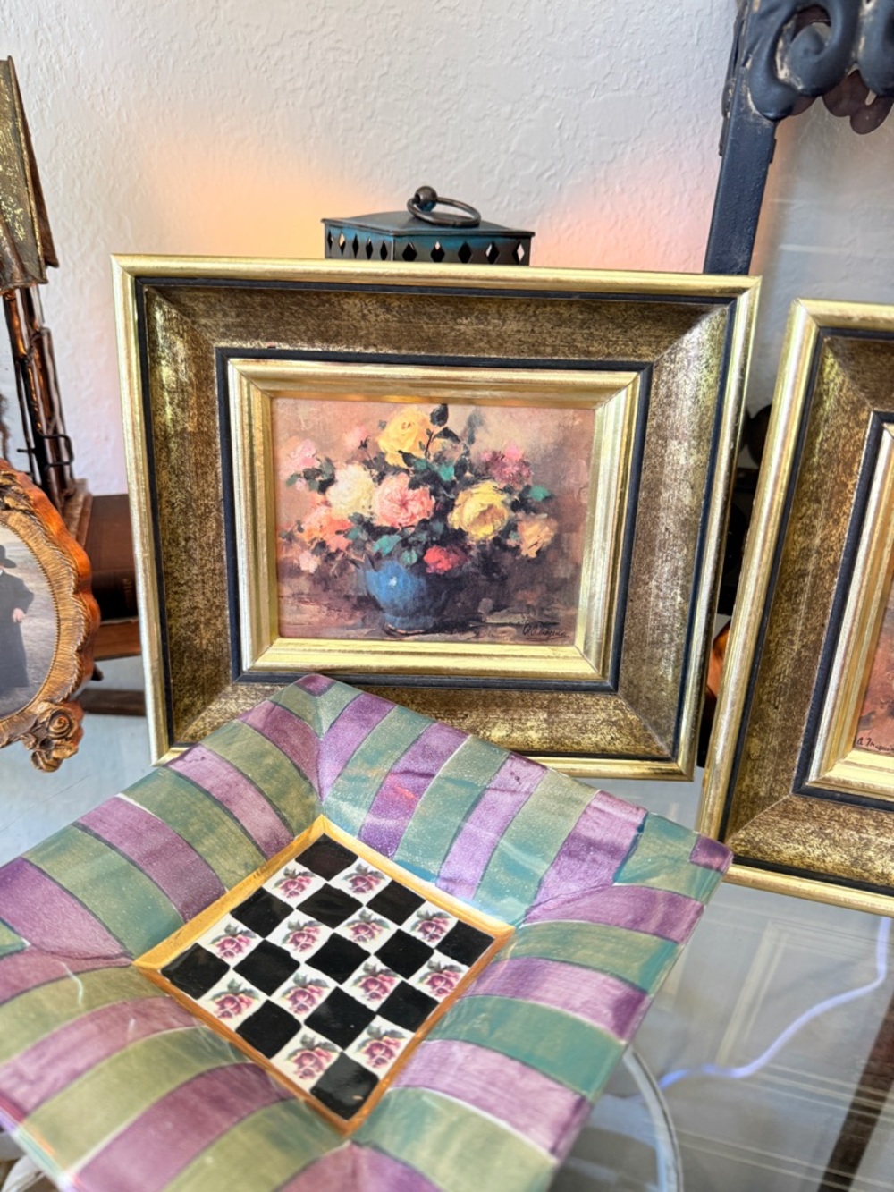 Pair of Vintage Gold wood Framed Floral Still Life Prints - Picture 11 of 15
